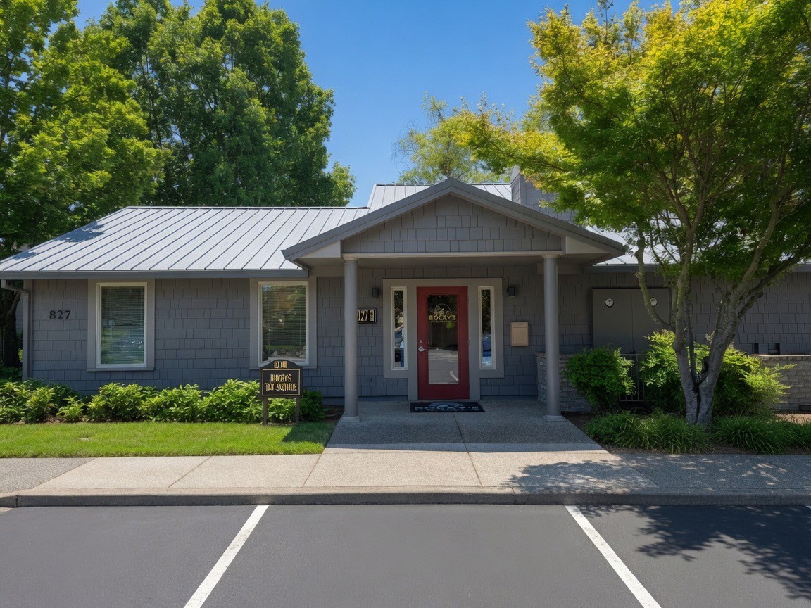 Rocky's Tax Service office exterior, 827 Alder Creek Dr, Medford, Oregon